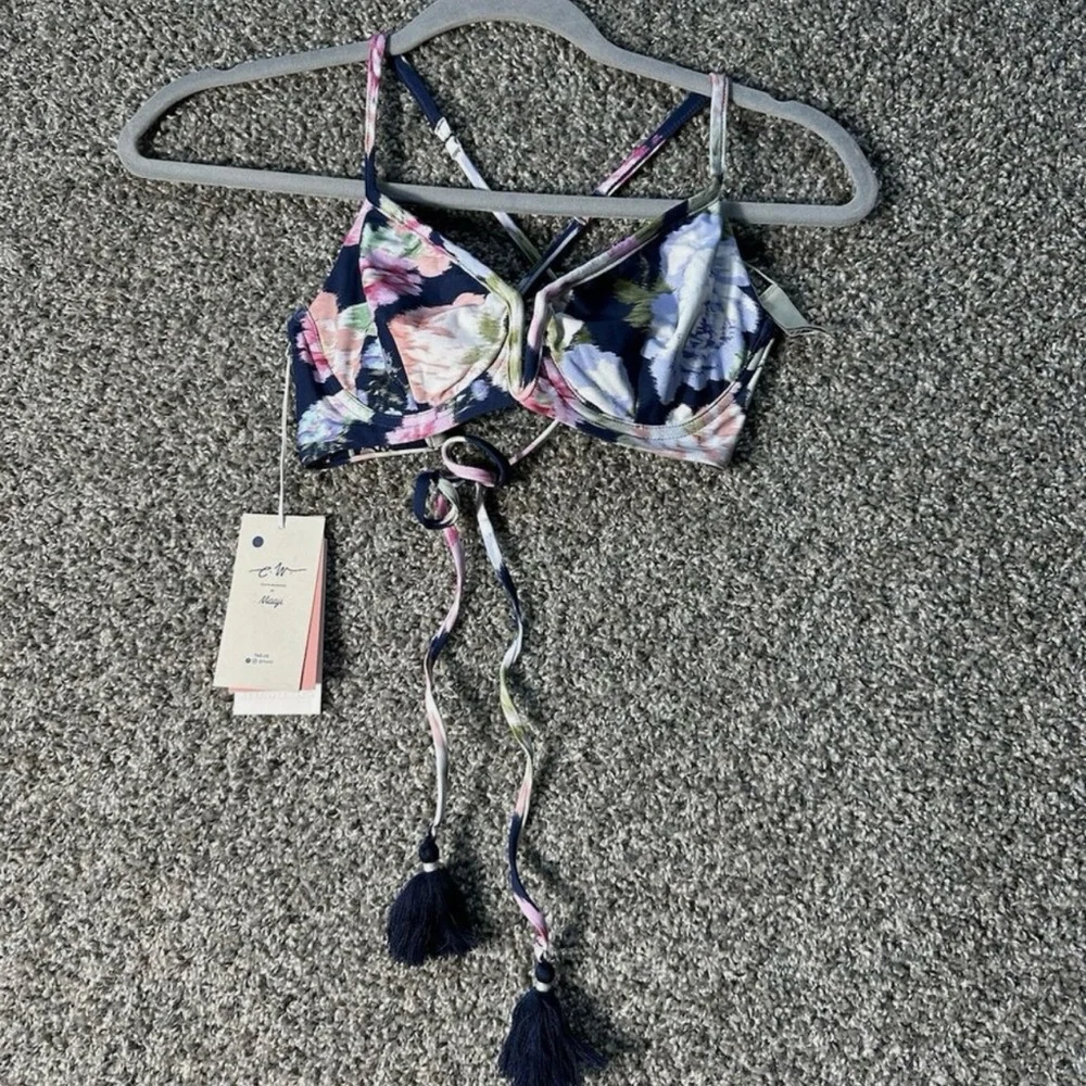 Maaji womens Underwire Bikini Top SZ Medium NWT - Picture 3 of 8